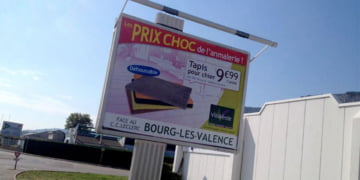 Campagne de communication ratée pour un tapis pour chien ?