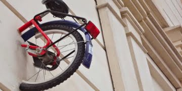 incrustation d un demi velo dans un mur