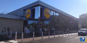 Façade du nouveau Lidl de Sommières